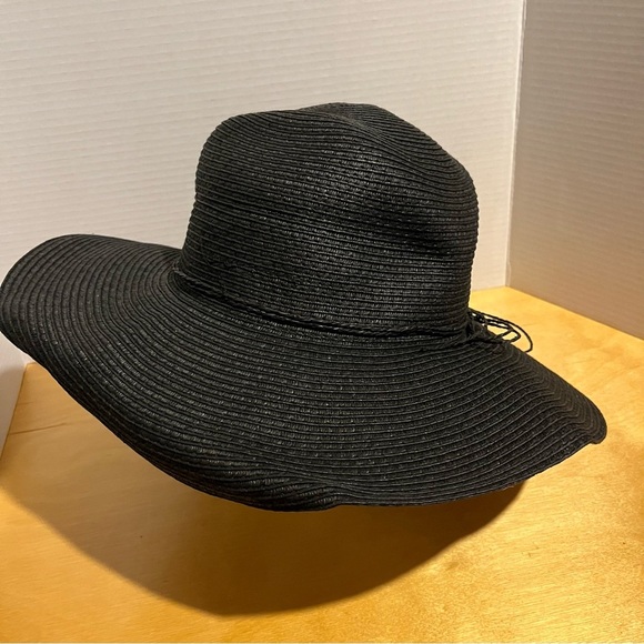 H&M Accessories - H&M Women's Black Paper Straw Hat Summer Floppy Beach Classic Size M/56